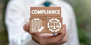 コンプライアンスとは? 意味や違反例、対策方法を徹底解説