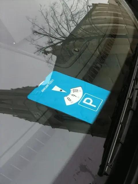 ドイツでiPhoneを駆使して車で薬局に行く in Walldorf 6