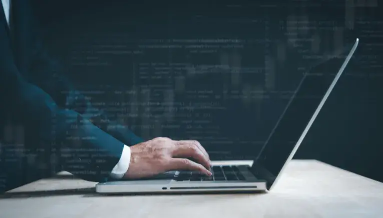 【動画公開】「大規模SAPシステムをAWSに移行せよ」ドキュメンタリー